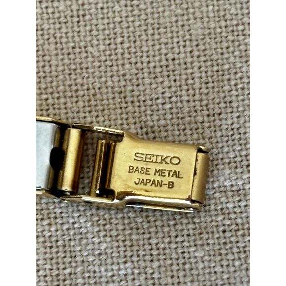 Seiko 2e20-0140 quartz vintage gold-tone 2j women\'s watch, 1984 main image 7